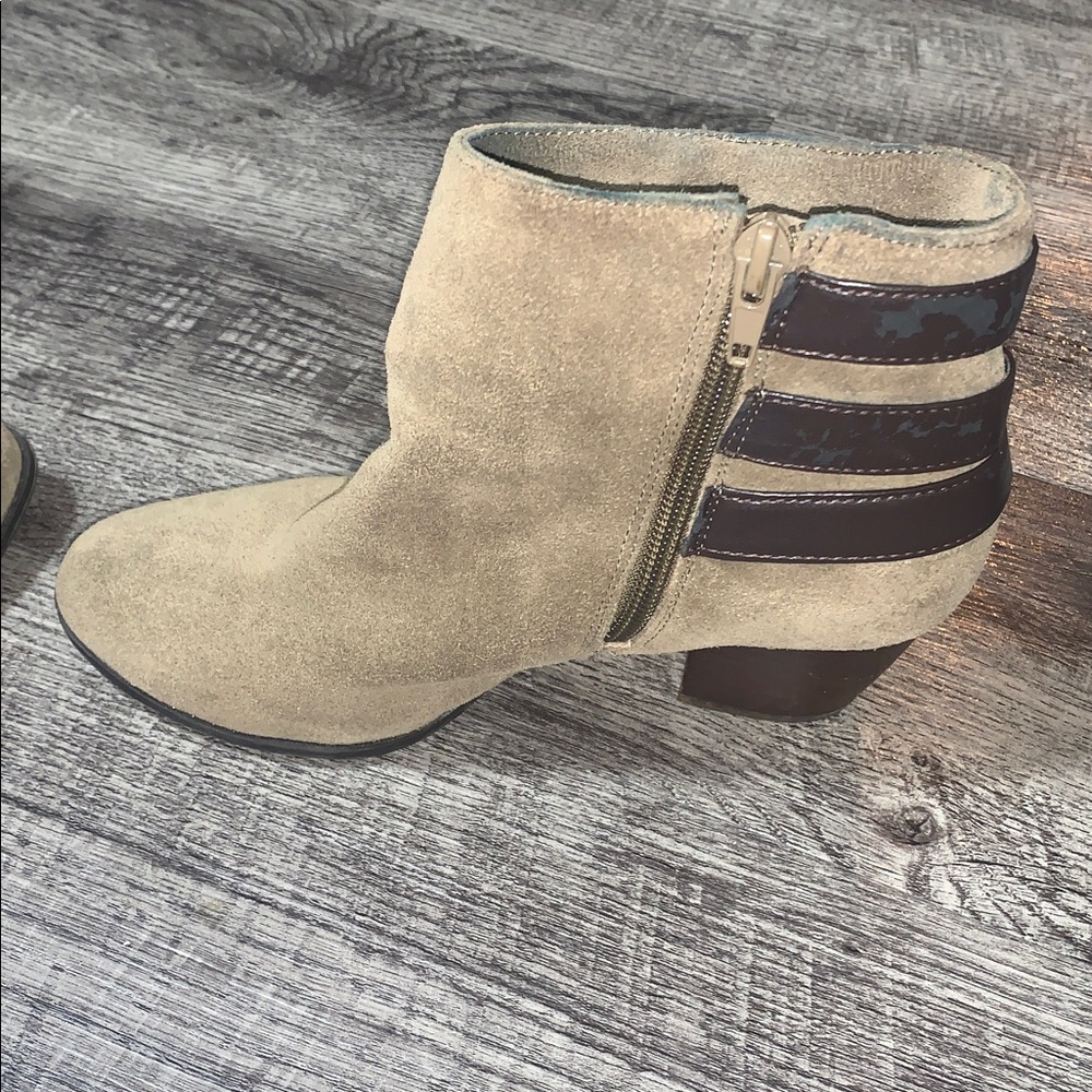Sole Society Heeled Booties - Women’s size 6 - Picture 5 of 8